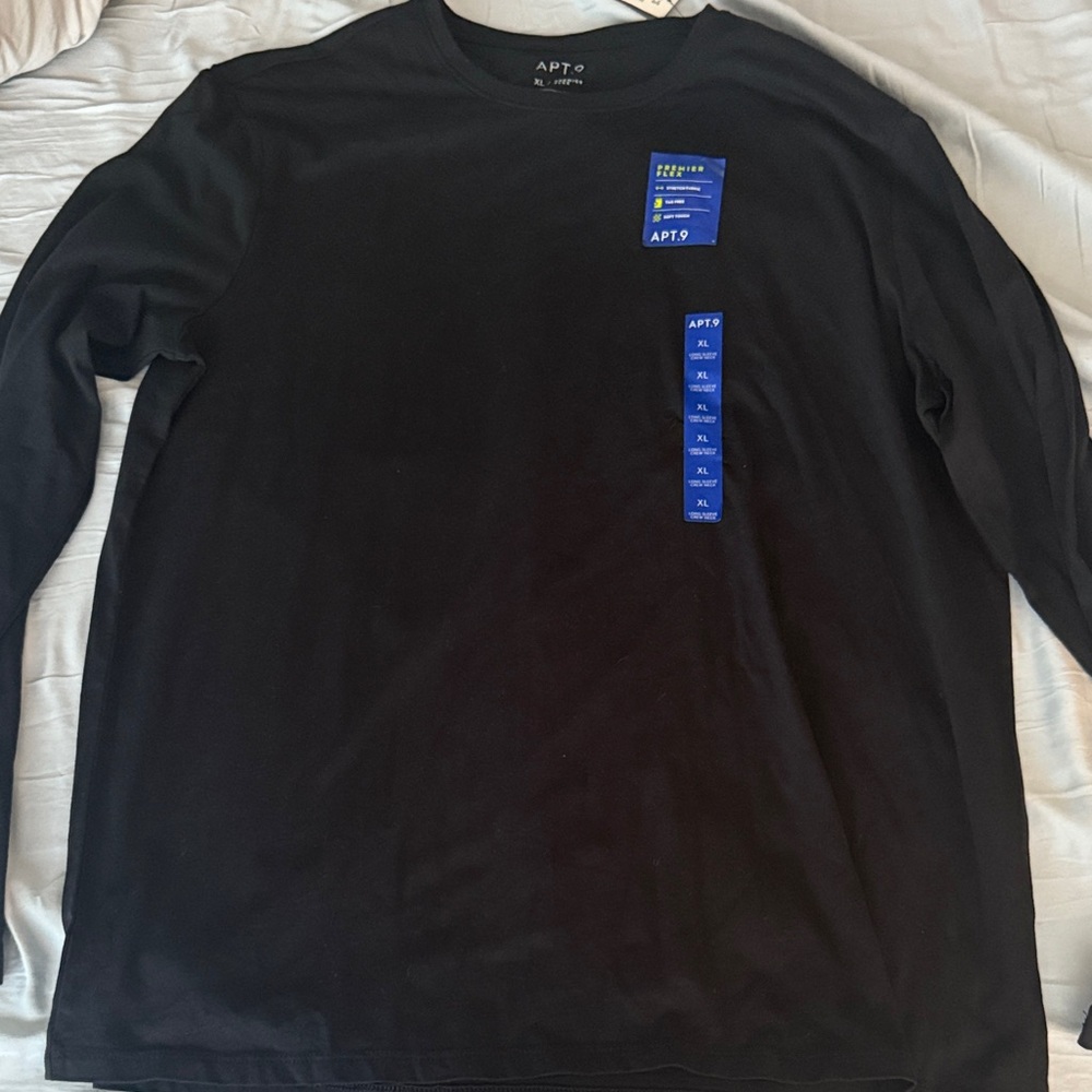 Apt. 9 Men's Classic Black Long Sleeve Tee